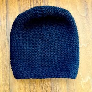 Holt Renfrew Black Winter Hat